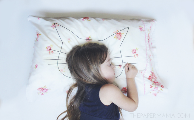 Cat Head Pillowcase DIY
