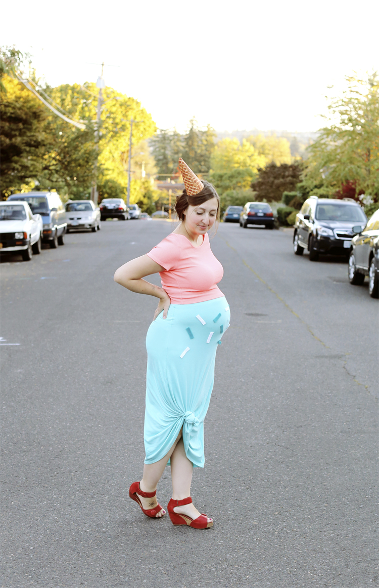 Day 5 Costume: Last Minute Pregnancy Ice Cream Cone Costume