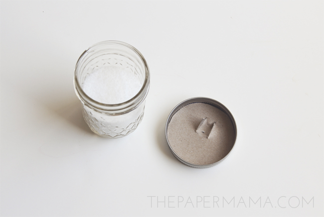 Salt Dispenser Jar // thepapermama.com