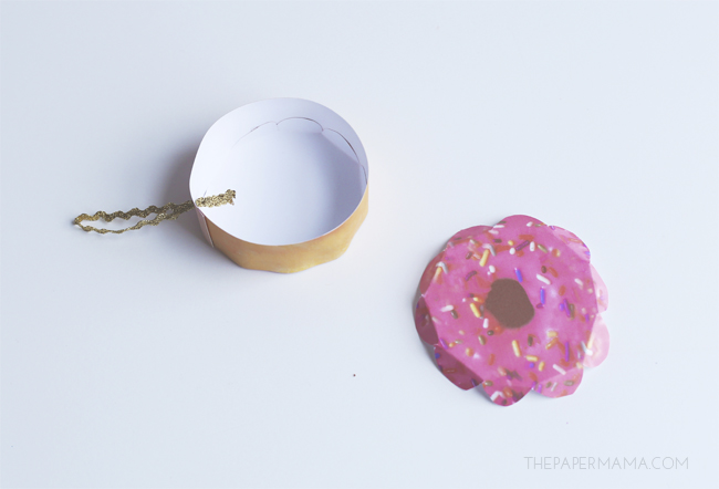 Paper Doughnut Valentine's (with free printables)