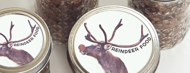 Day 33 of 50 DIY Days of Christmas: Reindeer Food Jar Labels // thepapermama.com