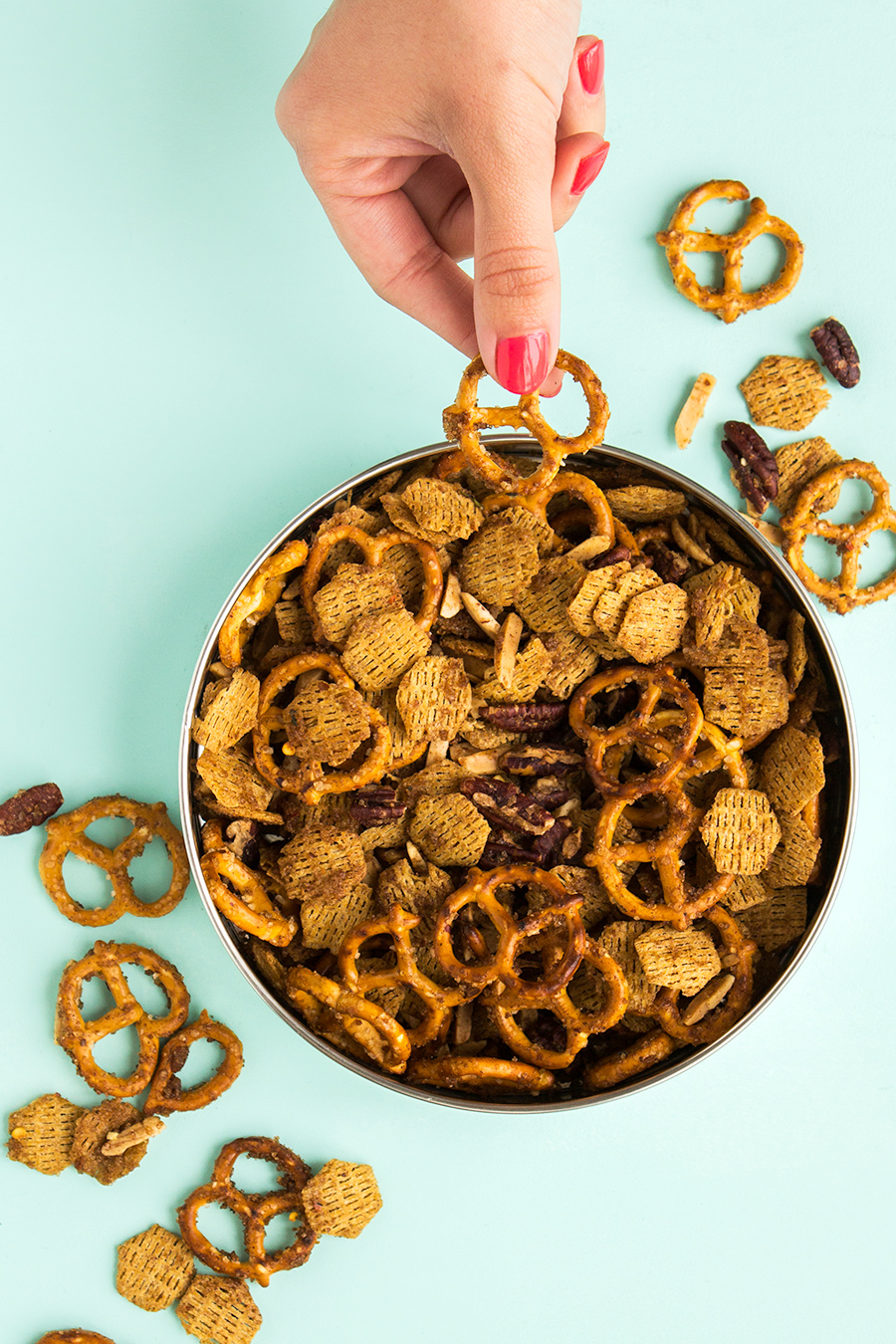This snack mix looks delicious! She also provided a free printable to add to a gift tin. Found on Sarah Hearts.